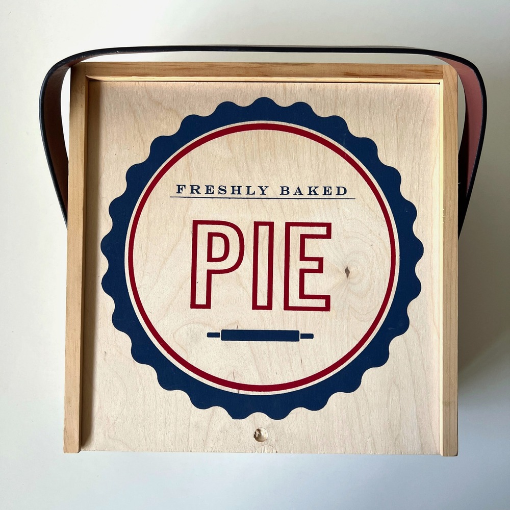 Wood Pie Carrier Storage Box w Genuine Leather Handle Freshly Baked Pie